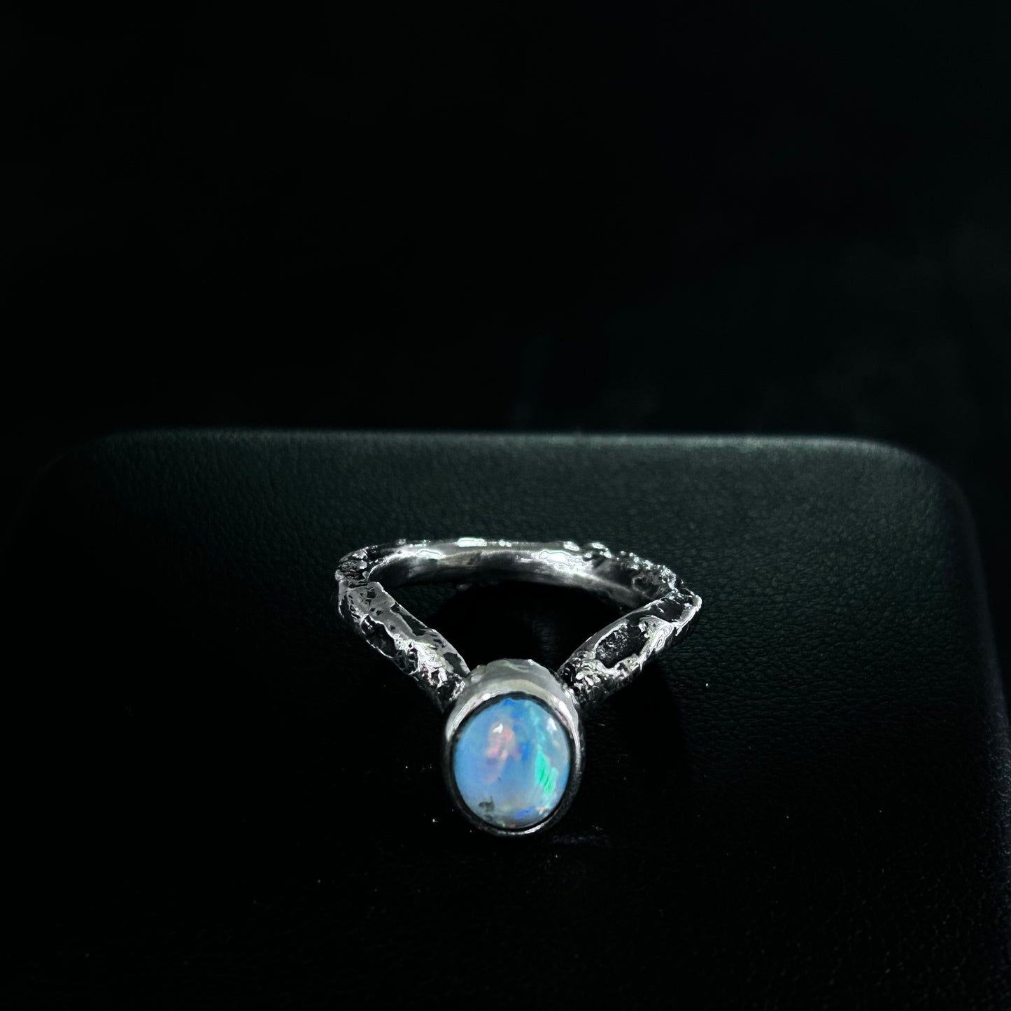 [VOLCAN] • Australian opal 925 ring [ Out of stock ]